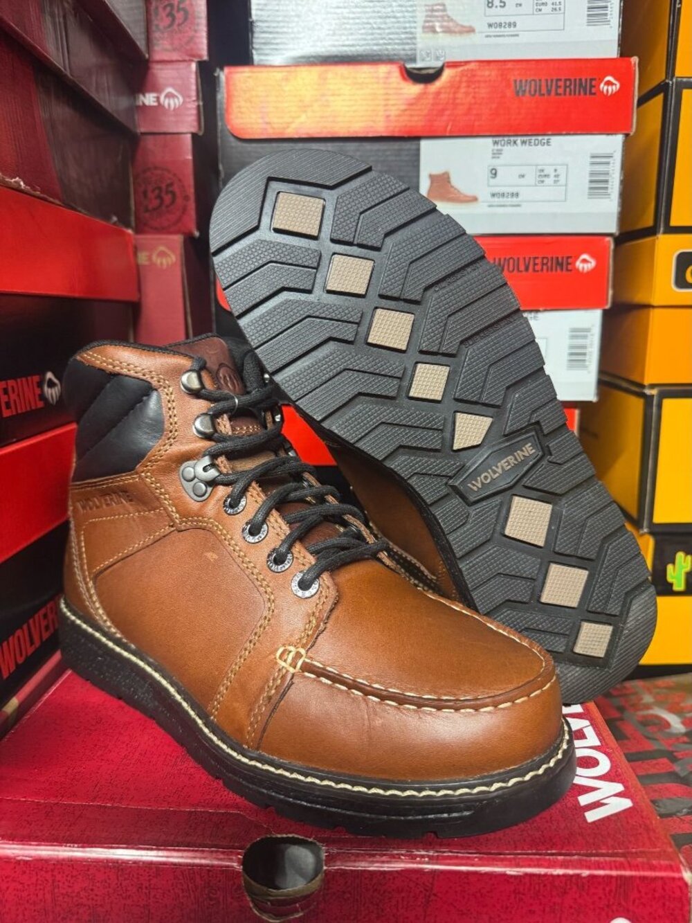 Wolverine Men's Work Boots Size 10.5 - New in Box